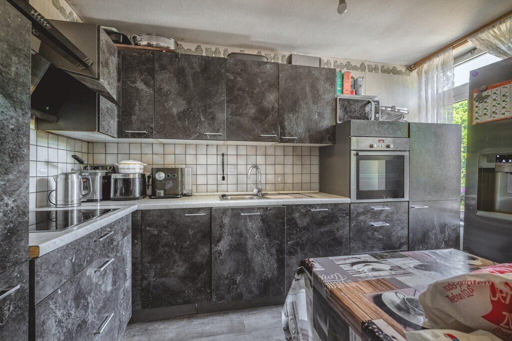 Immobilienangebot - Alsdorf - Wohnen - Nähe Burgpark!
Vermietetes Wohn- und Geschäftshaus als solide Kapitalanlage im Herzen der Stadt