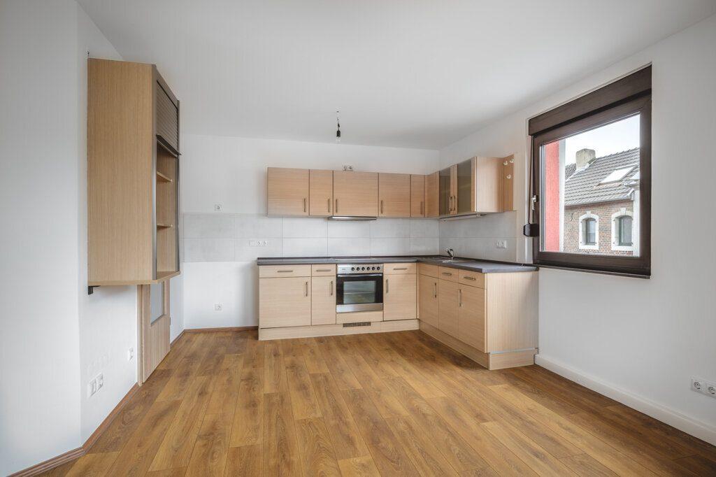 Immobilienangebot - Würselen - Wohnen - Broichweiden!
umfassend saniertes Wohn-u. Geschäftshaus mit eventueller Betriebsübernahme