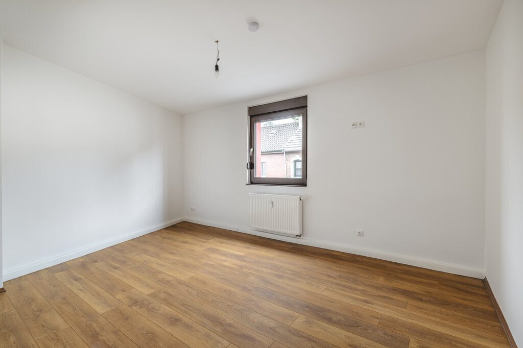 Immobilienangebot - Würselen - Wohnen - Broichweiden!
umfassend saniertes Wohn-u. Geschäftshaus mit eventueller Betriebsübernahme