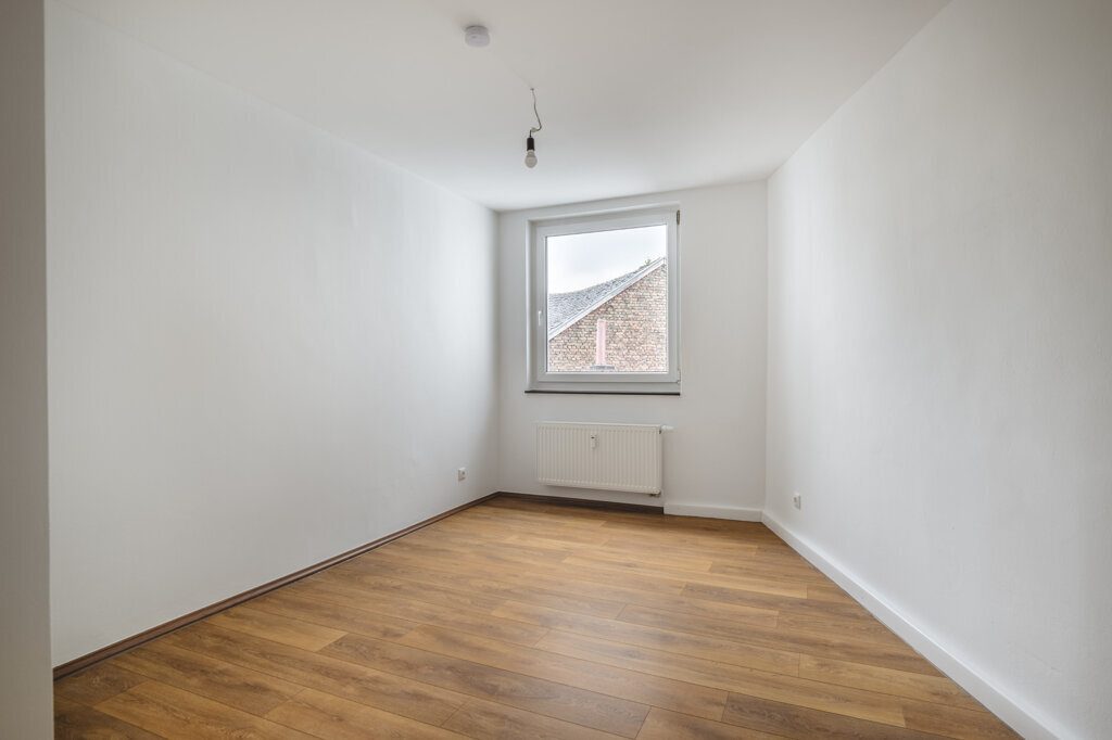 Immobilienangebot - Würselen - Wohnen - Broichweiden!
umfassend saniertes Wohn-u. Geschäftshaus mit eventueller Betriebsübernahme