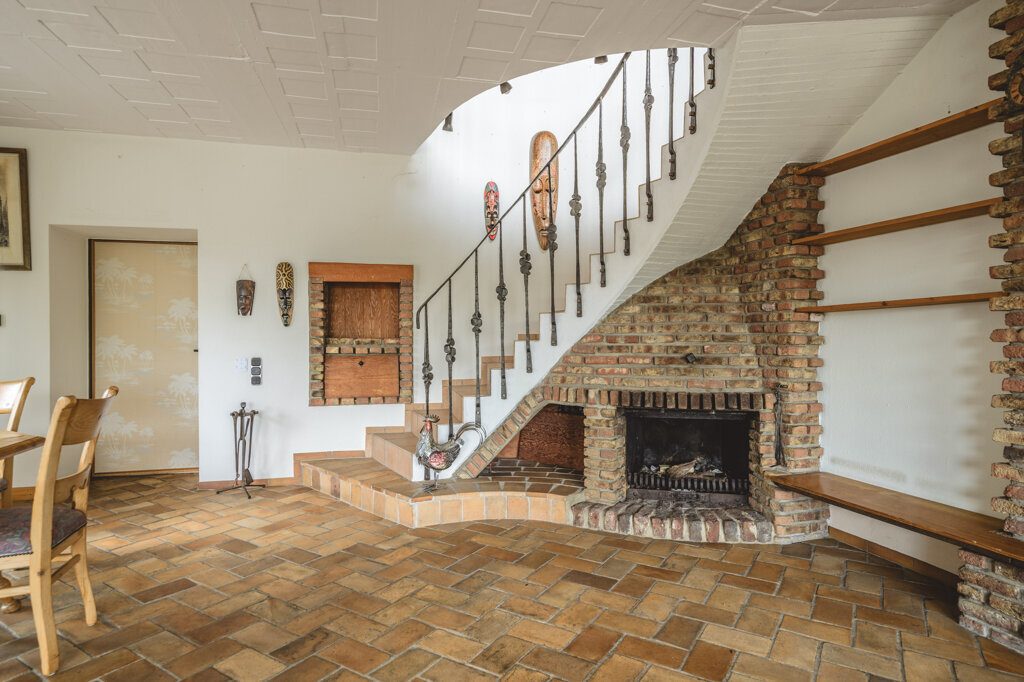 Immobilienangebot - Würselen - Wohnen - Fernblick inklusive!
Einfamilienhaus mit mehreren Lagerhallen und weitläufigem Grundstück