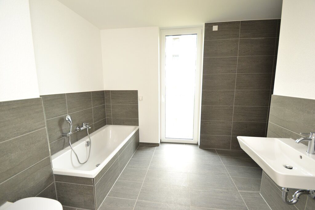 Immobilienangebot - Aachen - Wohnen - Neubau-3-Zimmerwohnung mit großem Balkon in ruhiger, beliebter Lage von Aachen-Stadt