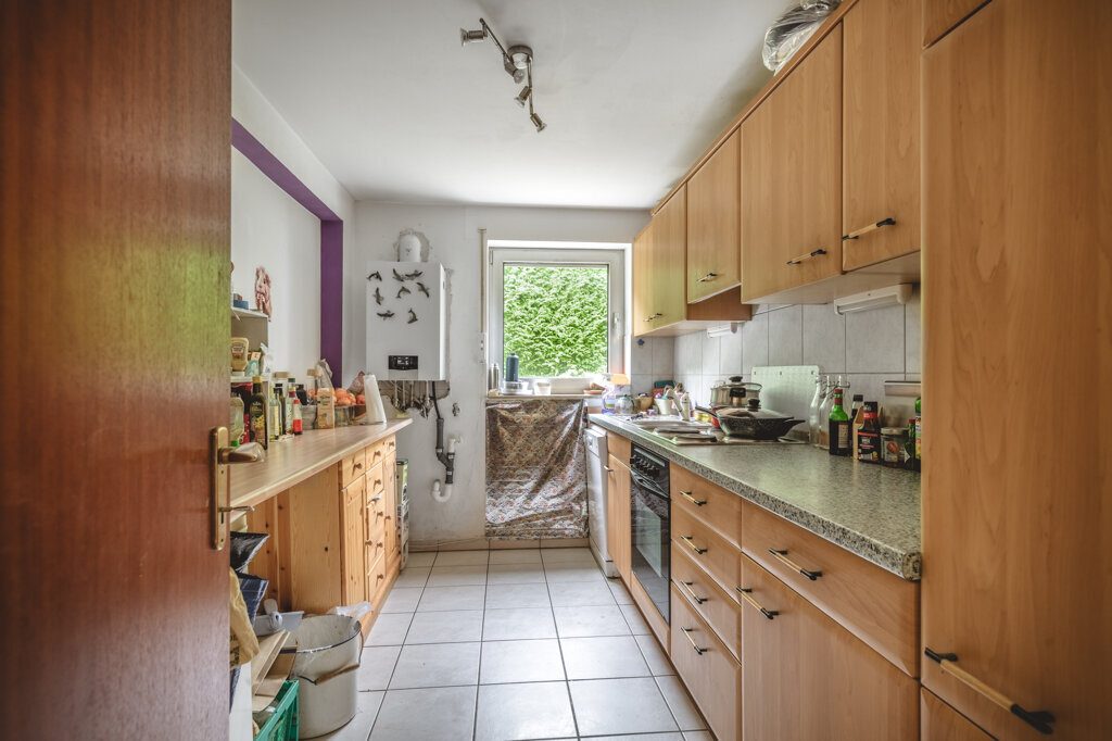 Immobilienangebot - Aachen - Wohnen - Laurensberg!
Freistehendes Zweifamilienhaus mit großen Zusatzflächen und traumhaftem Grundstück