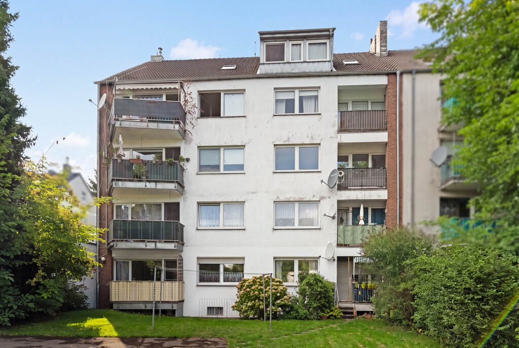 Immobilienangebot - Aachen - Renditehäuser - 10‑Familienhaus mit 8 Garagen in ruhiger Wohnlage. 3 Einheiten zur Übergabe bezugsfrei!