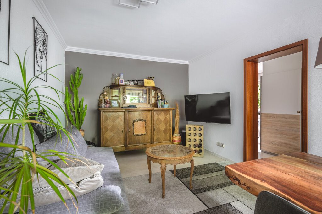 Immobilienangebot - Aachen - Wohnen - Alt Richterich!
Repräsentatives Einfamilienhaus mit Einliegerwohnung