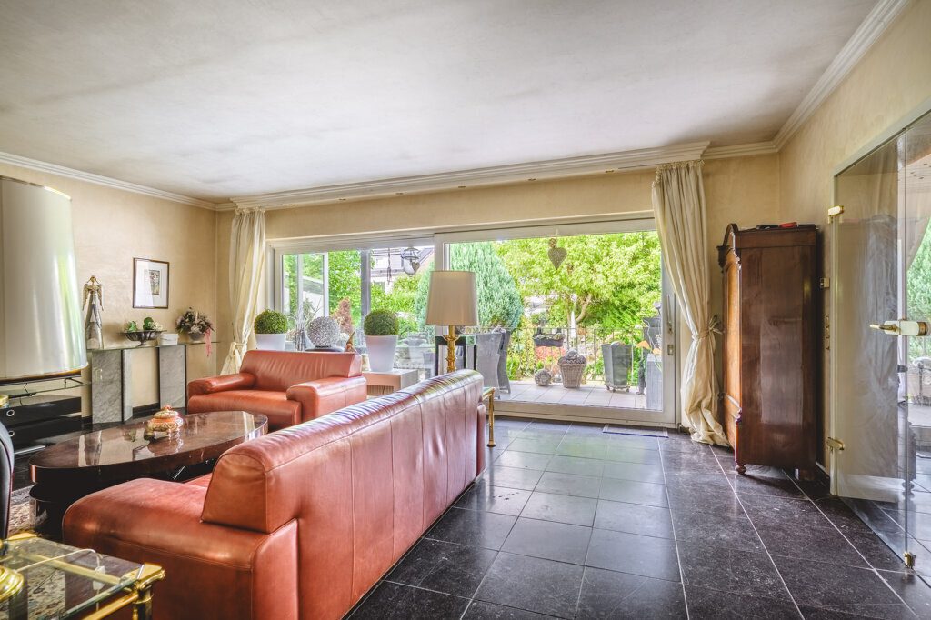Immobilienangebot - Aachen - Wohnen - Alt Richterich!
Repräsentatives Einfamilienhaus mit Einliegerwohnung