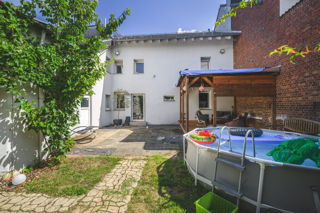Immobilienangebot - Würselen - Wohnen - Bardenberg!
Umfassend saniertes Einfamilienhaus mit großer Wohnfläche und tollem Garten