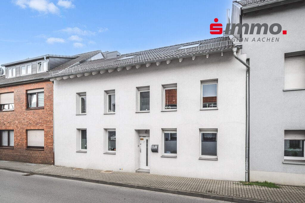 Immobilienangebot - Würselen - Wohnen - Bardenberg!
Umfassend saniertes Einfamilienhaus mit großer Wohnfläche und tollem Garten