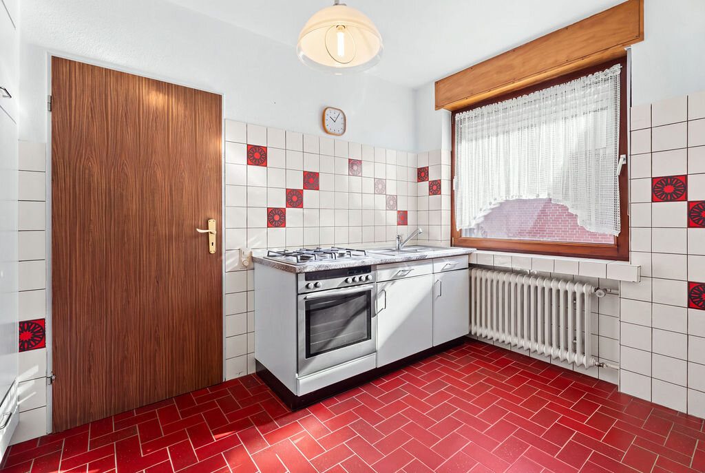 Immobilienangebot - Herzogenrath-Straß - Wohnen - Freistehendes Einfamilienhaus mit Garage in traumhafter Lage