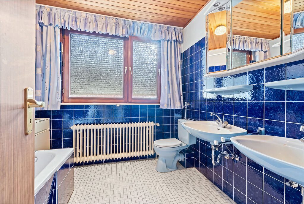 Immobilienangebot - Herzogenrath-Straß - Wohnen - Freistehendes Einfamilienhaus mit Garage in traumhafter Lage