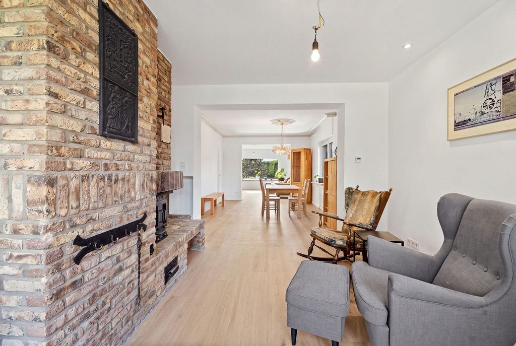 Immobilienangebot - Eschweiler - Wohnen - Freistehendes EFH mit Garage und außergewöhnlich großem Grundstück am Rande des Landschaftsschutzgebietes