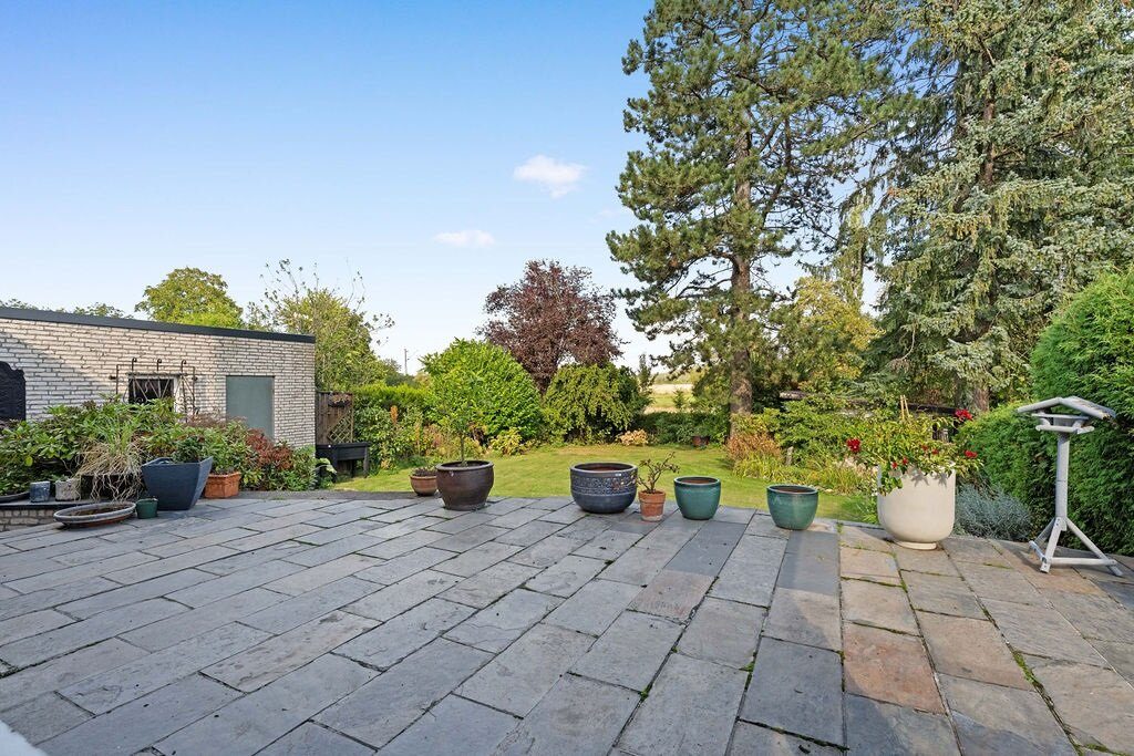 Immobilienangebot - Eschweiler - Wohnen - Freistehendes EFH mit Garage und außergewöhnlich großem Grundstück am Rande des Landschaftsschutzgebietes