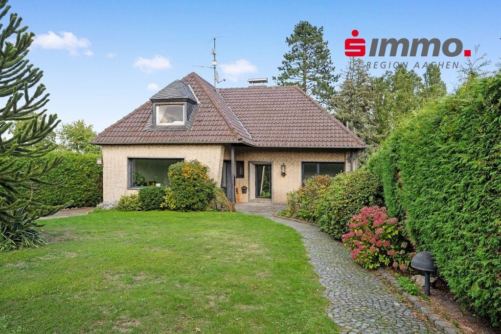 Immobilienangebot - Eschweiler - Wohnen - Freistehendes EFH mit Garage und außergewöhnlich großem Grundstück am Rande des Landschaftsschutzgebietes