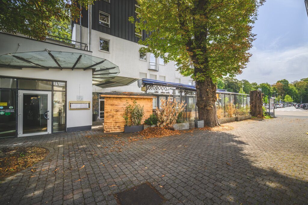 Immobilienangebot - Aachen - Rest/Spezial - Zwischen Hangeweiher und Maria-Theresia-Allee!
Moderne Gewerbefläche mit optionalem Außenbereich