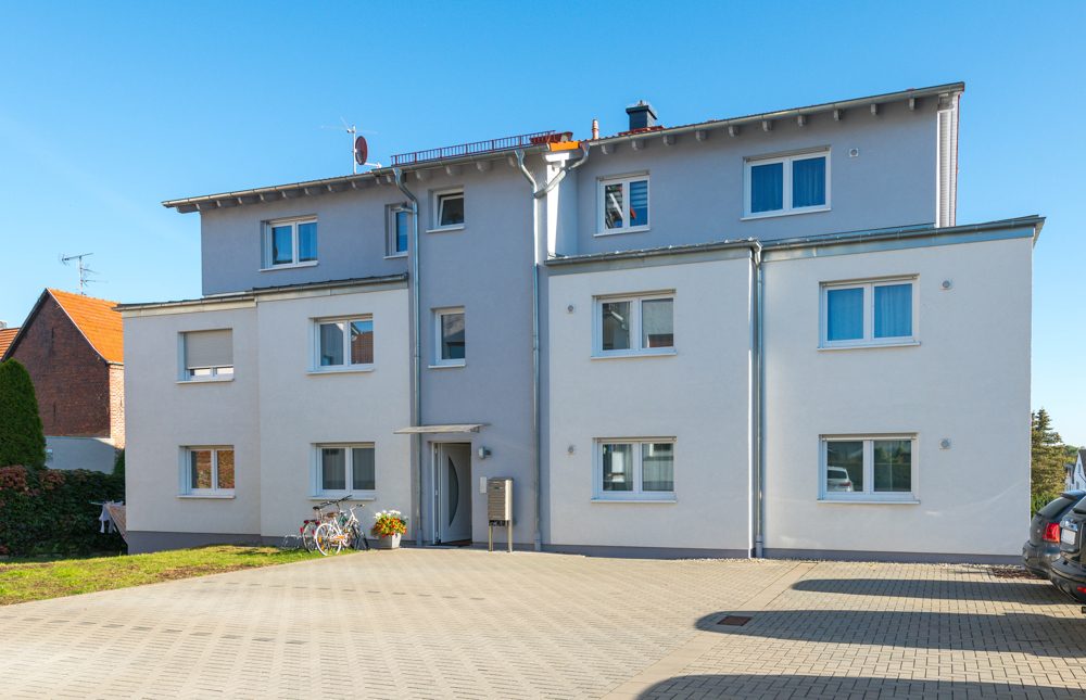 Immobilienangebot - Maintal - Alle - Maintal-Hochstadt: Traumhafte 2 Zimmer-Dachgeschoss-Wohnung mit Süd-Balkon & Einbauküche