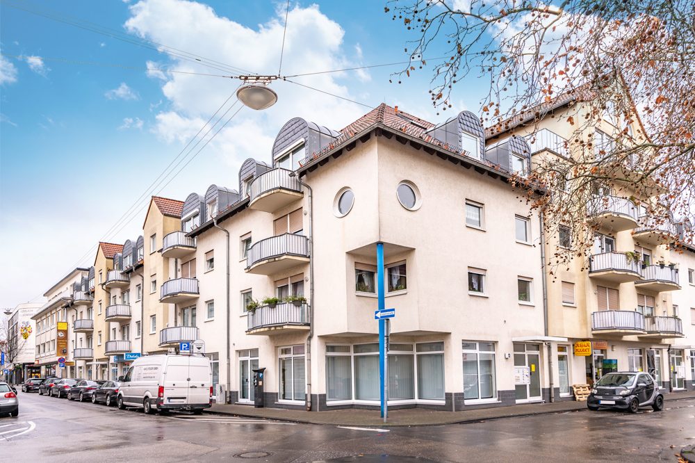 Immobilienangebot - Hanau - Alle - Hanau-Stadt: Schöne 2 Zimmer-Wohnung mit Einbauküche und großer Terrasse in gepflegter Wohneinheit