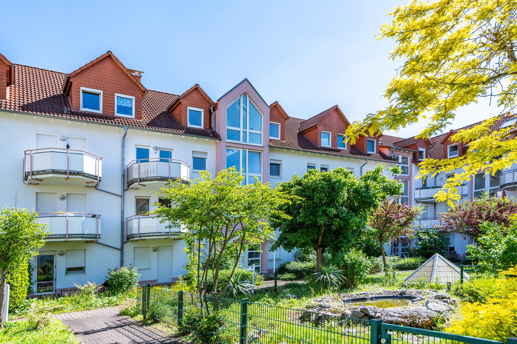 Immobilienangebot - Hanau - Alle - Hanau Alt-Kesselstadt: Schöne, gemütliche 2 Zimmer-Dachgeschoss-Wohnung in begehrter Lage