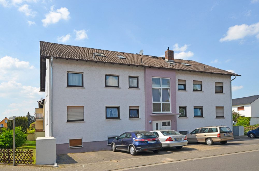 Immobilienangebot - Maintal - Alle - Maintal-Hochstadt: Gemütliche 3 Zimmer-Dachgeschoss-Wohnung mit Einbauküche in ruhiger Wohnlage