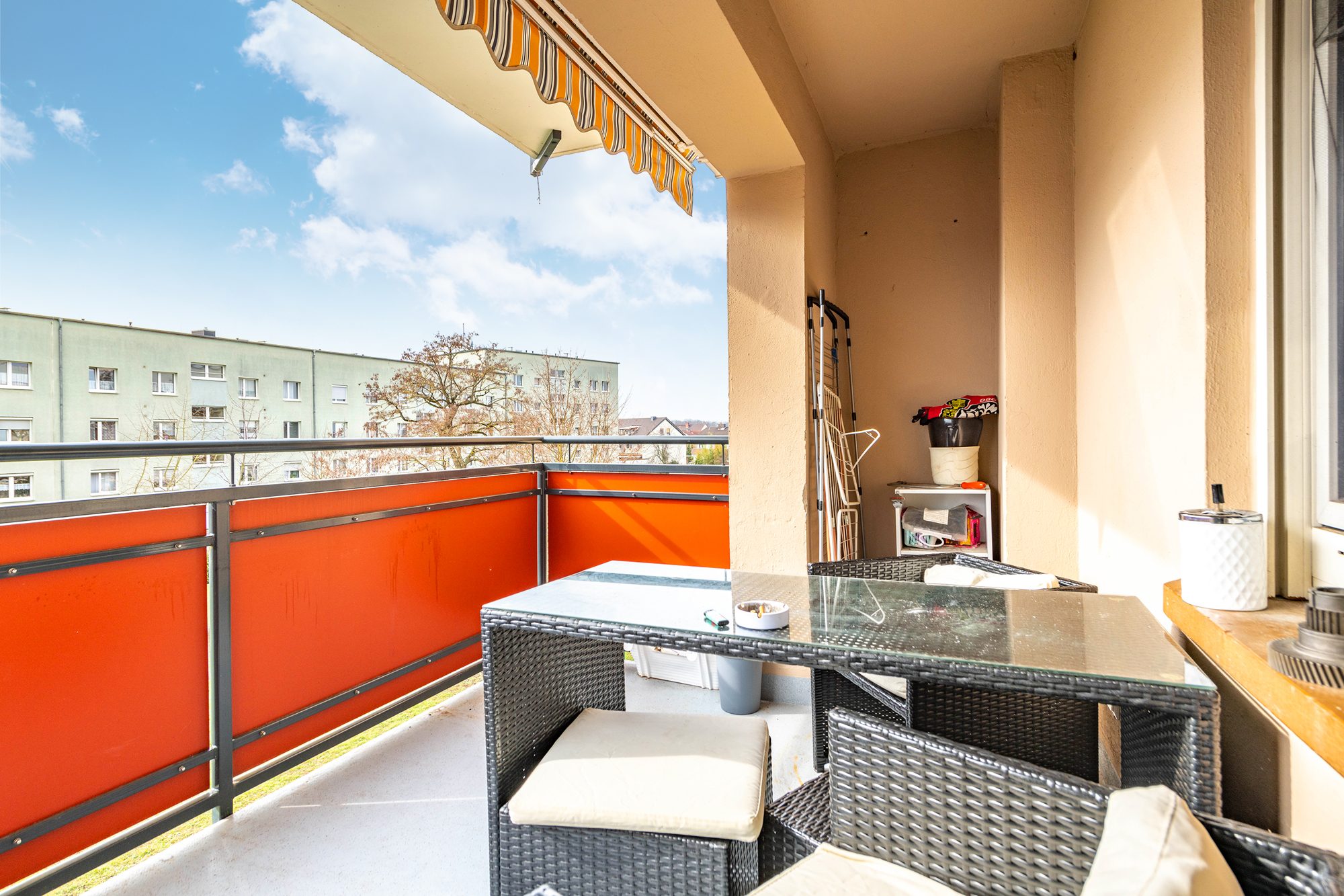 Immobilienangebot - Erlensee - Alle - Erlensee-Rückingen: Gepflegte, gut geschnittene 3 Zimmer-Wohnung mit Einbauküche und West-Balkon