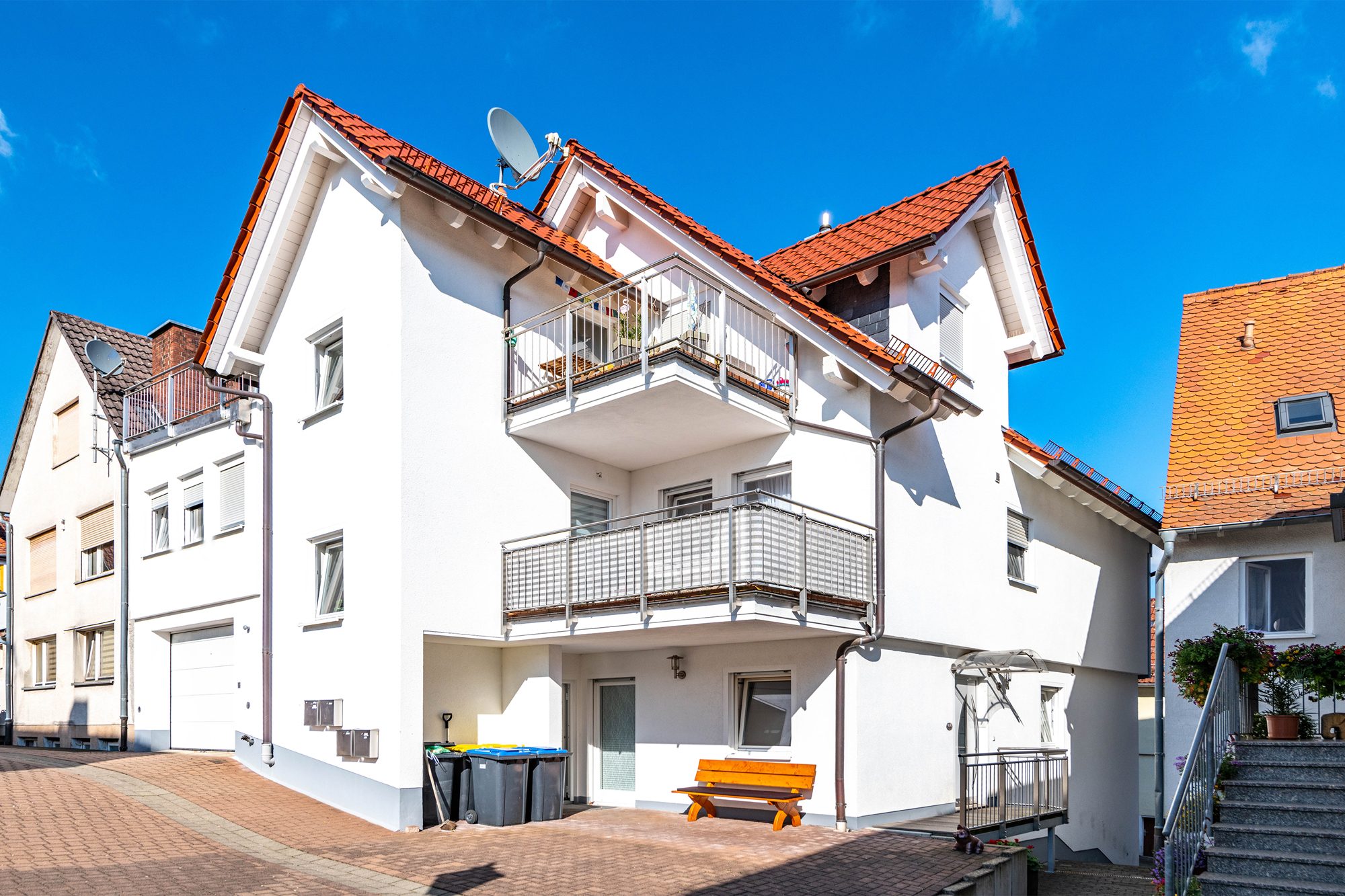 Immobilienangebot - Schotten - Alle - Schotten: "Kapitalanlage" - Gepflegtes, neuwertiges 5-Parteienhaus in zentraler und ruhiger Wohnlage