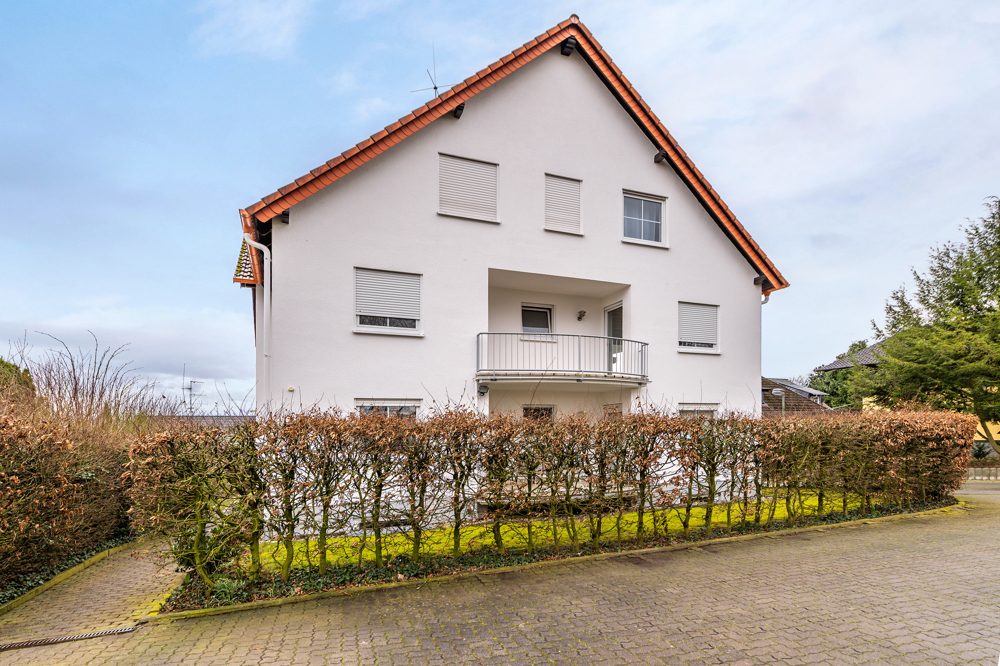 Immobilienangebot - Hanau / Mittelbuchen - Alle - Hanau-Mittelbuchen: Gemütliche 2 Zimmer-Souterrain-Wohnung mit Einbauküche in ruhiger Wohnlage