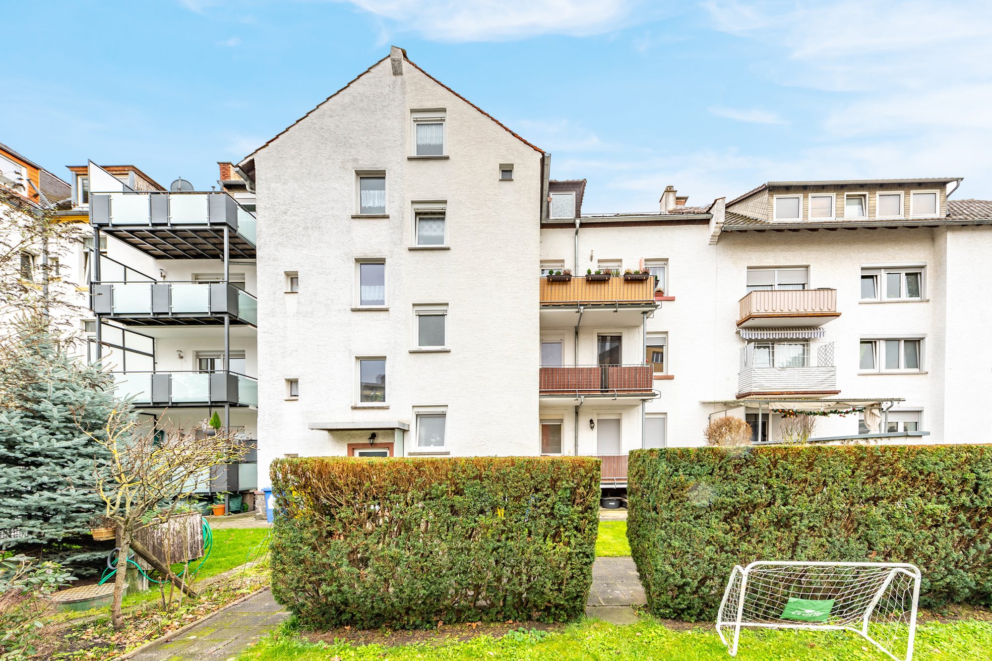 Immobilienangebot - Hanau - Alle - Hanau: Helle und gepflegte 3-Zimmer-Wohnung mit Balkon in kleiner Wohneinheit und ruhiger Wohnlage