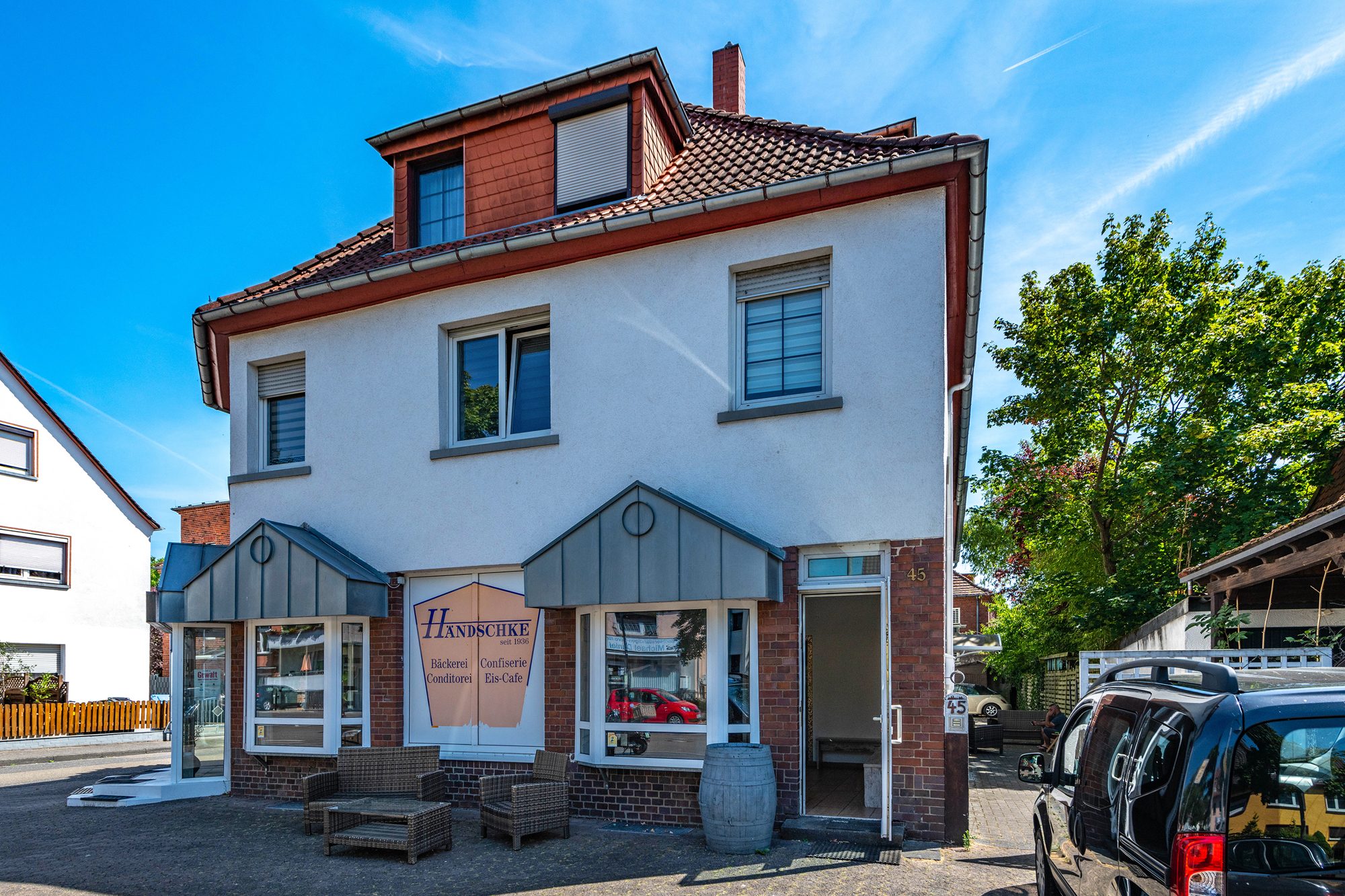 Immobilienangebot - Hanau - Alle - Hanau-Musikerviertel: Attraktive Gewerbefläche mit Schaufenster & Terrasse in frequentierter Lage
