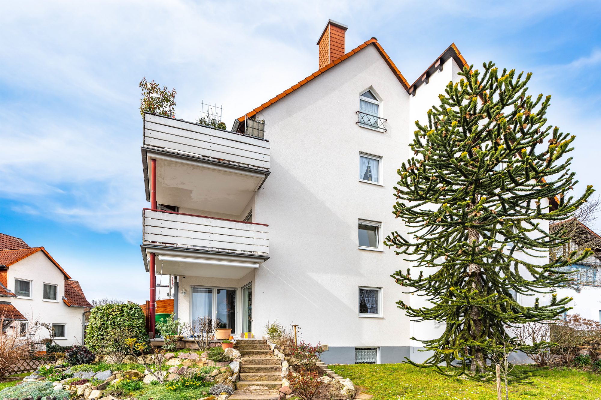 Immobilienangebot - Bruchköbel - Alle - Bruchköbel: Helle, toll geschnittene 3-Zimmer-Wohnung mit tollem Süd-Balkon in kleiner Wohneinheit