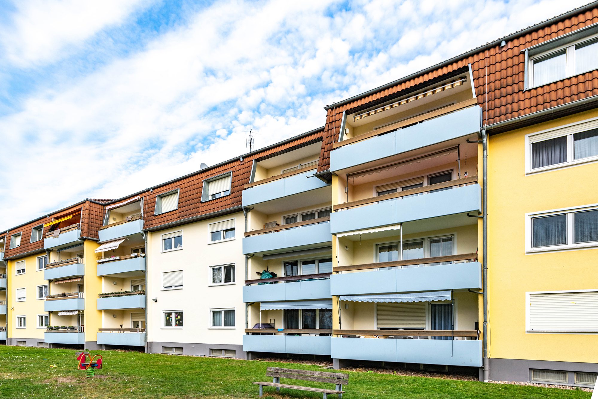 Immobilienangebot - Erlensee / Rückingen - Alle - Erlensee Rückingen: Vermietete 3 Zimmer-Wohnung mit West-Balkon in ruhiger und zentraler Wohnlage