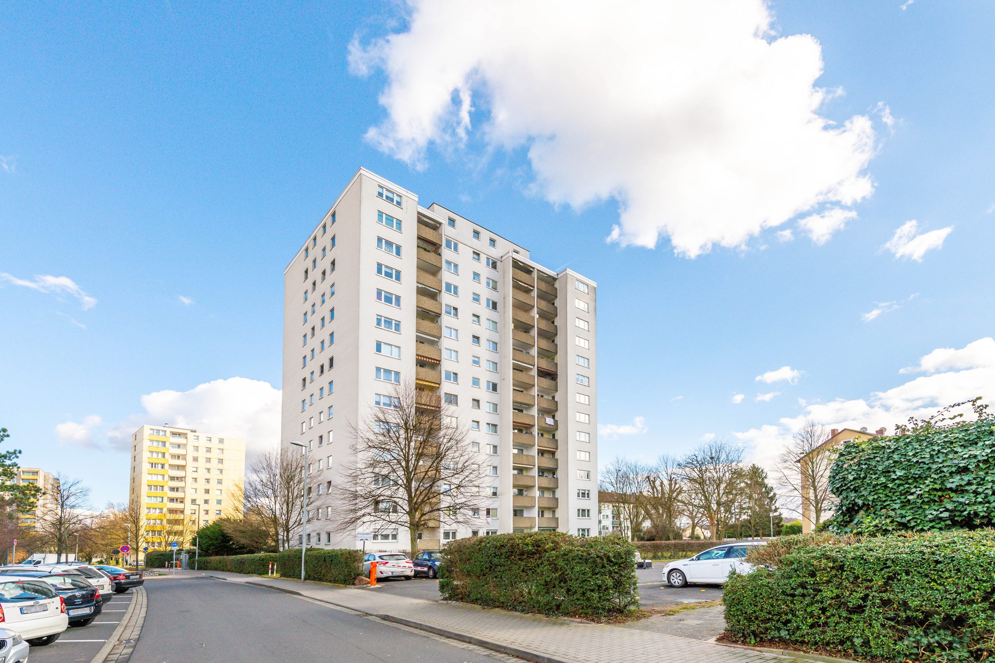 Immobilienangebot - Maintal / Bischofsheim - Alle - Maintal-Bischofsheim: Gepflegte 3-Zimmer-Wohnung mit tollem Grundriss und herrlichem Ausblick