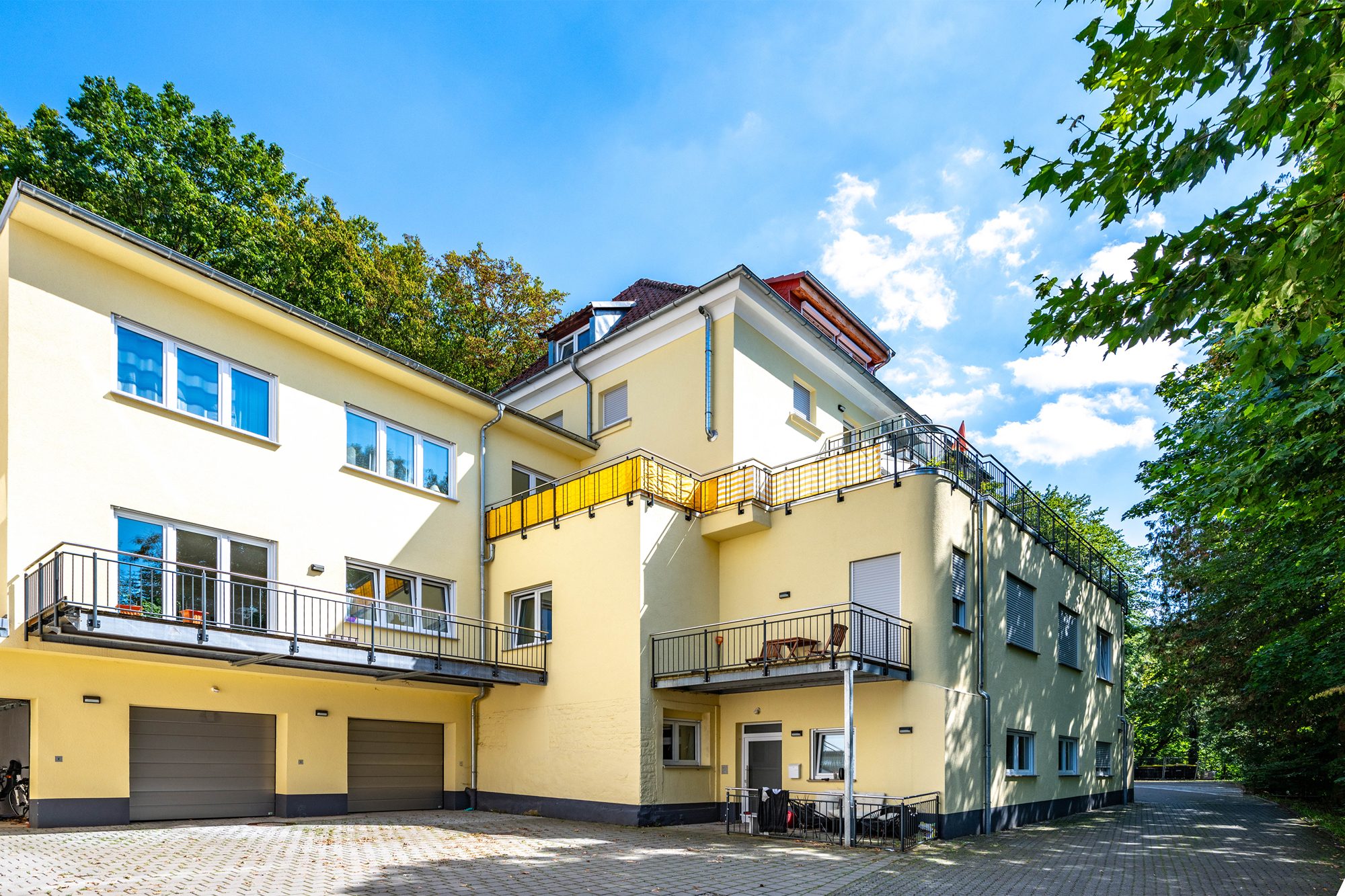 Immobilienangebot - Bad Soden-Salmünster - Alle - Bad Soden-Salmünster: Exklusive 3 Zimmer-Wohnung mit großer Süd-West Terrasse in begehrter Wohnlage