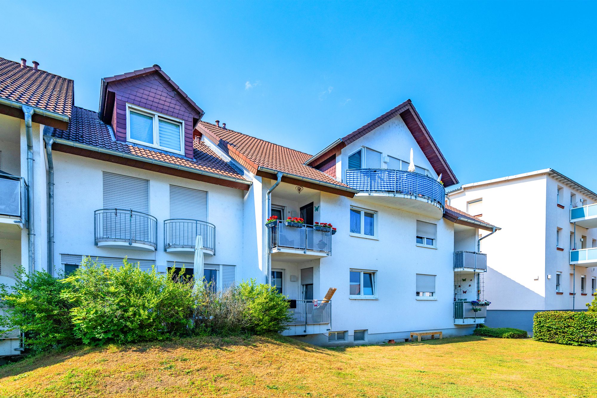 Immobilienangebot - Hanau - Alle - Hanau-Steinheim: Schöne, frisch renovierte 2-Zimmer-Wohnung mit tollem Grundriss und Balkon