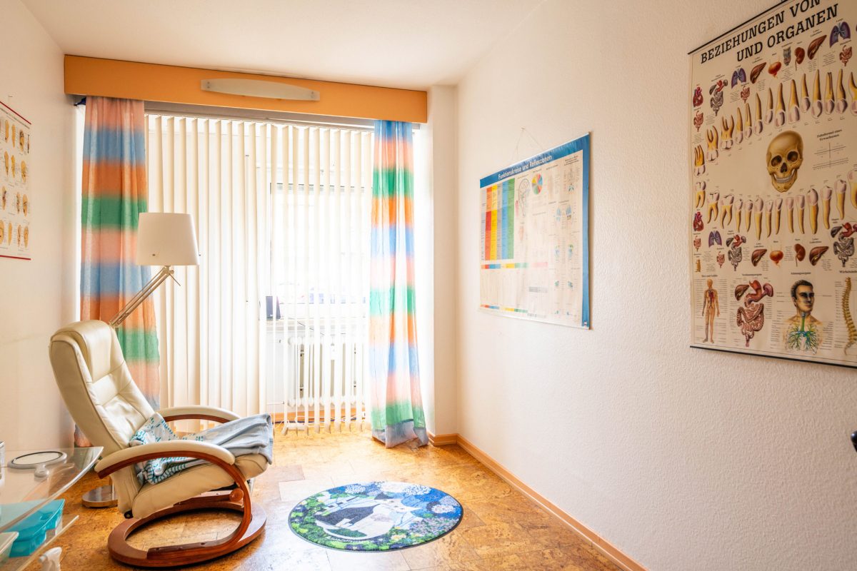 Immobilienangebot - Maintal / Bischofsheim - Alle - Maintal-Bischofsheim: Großzügige Büro- / Praxisräume mit tollem Grundriss in zentraler Lage