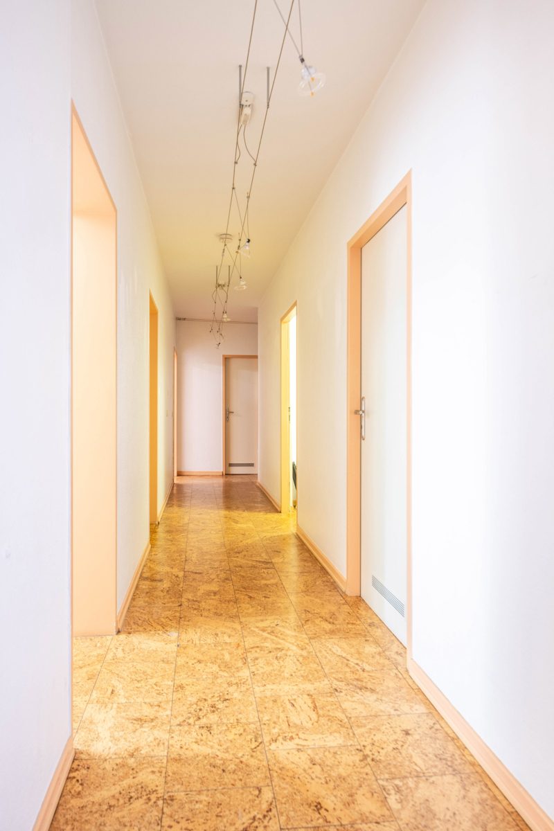Immobilienangebot - Maintal / Bischofsheim - Alle - Maintal-Bischofsheim: Großzügige Büro- / Praxisräume mit tollem Grundriss in zentraler Lage