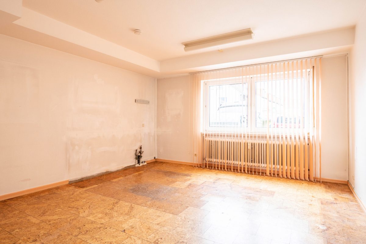 Immobilienangebot - Maintal / Bischofsheim - Alle - Maintal-Bischofsheim: Großzügige Büro- / Praxisräume mit tollem Grundriss in zentraler Lage