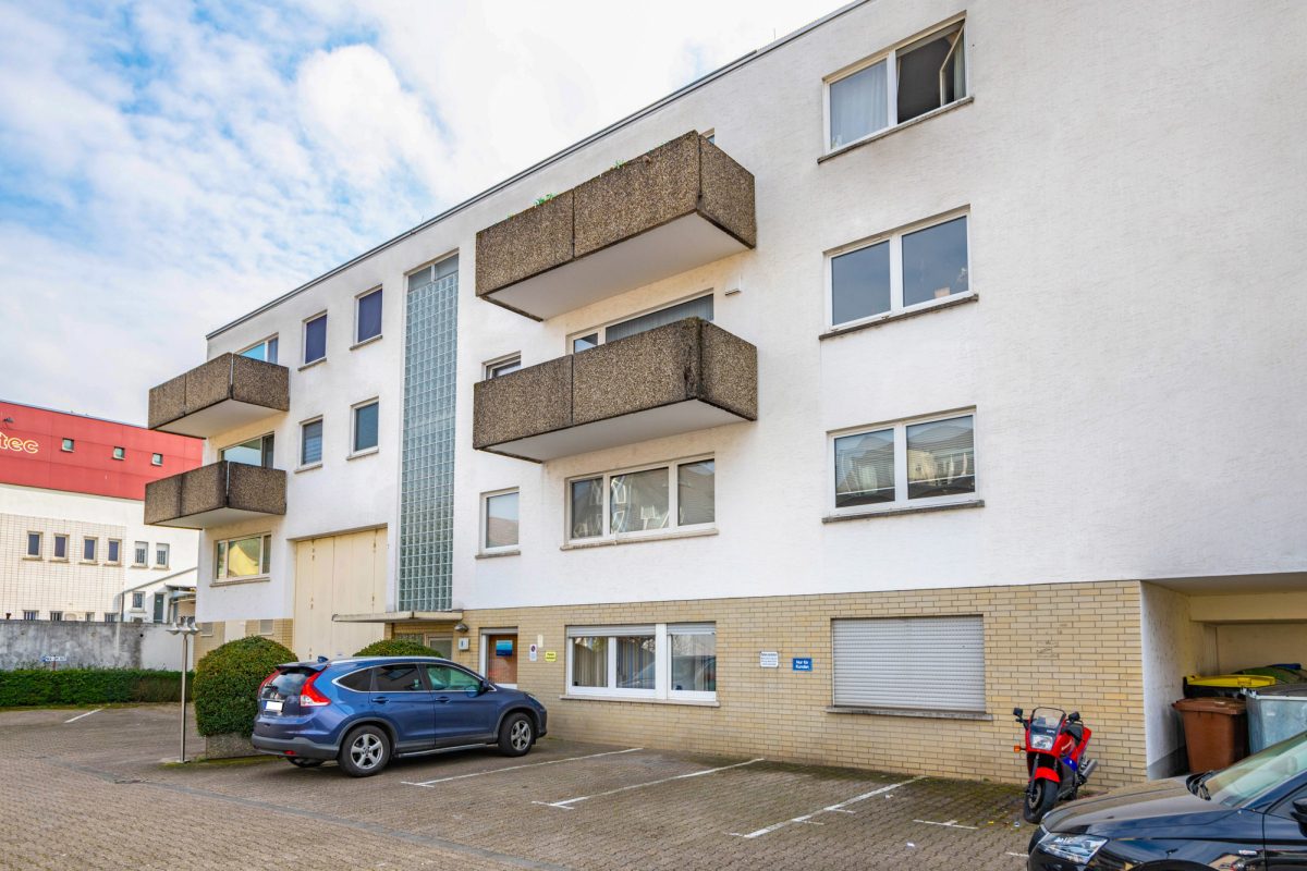 Immobilienangebot - Maintal / Bischofsheim - Alle - Maintal-Bischofsheim: Großzügige Büro- / Praxisräume mit tollem Grundriss in zentraler Lage