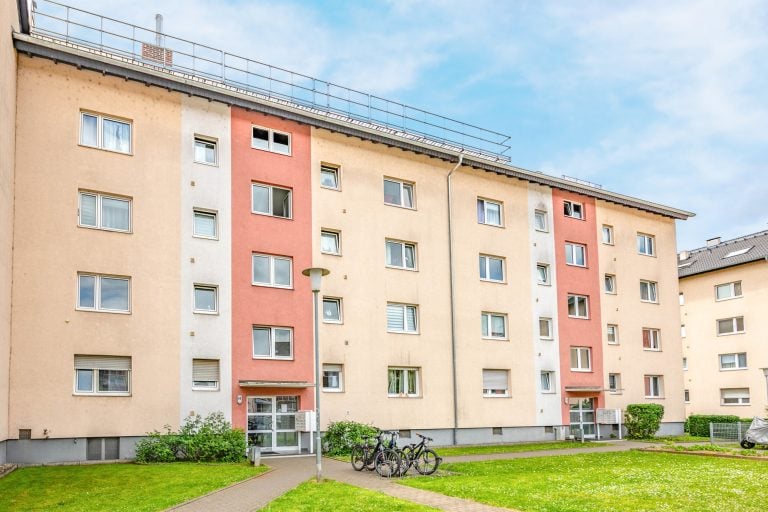 Immobilienangebot - Maintal / Dörnigheim - Alle - Maintal-Dörnigheim: Vermietete & gut geschnittene 2-Zimmer-Wohnung mit Süd-Balkon in zentraler Lage