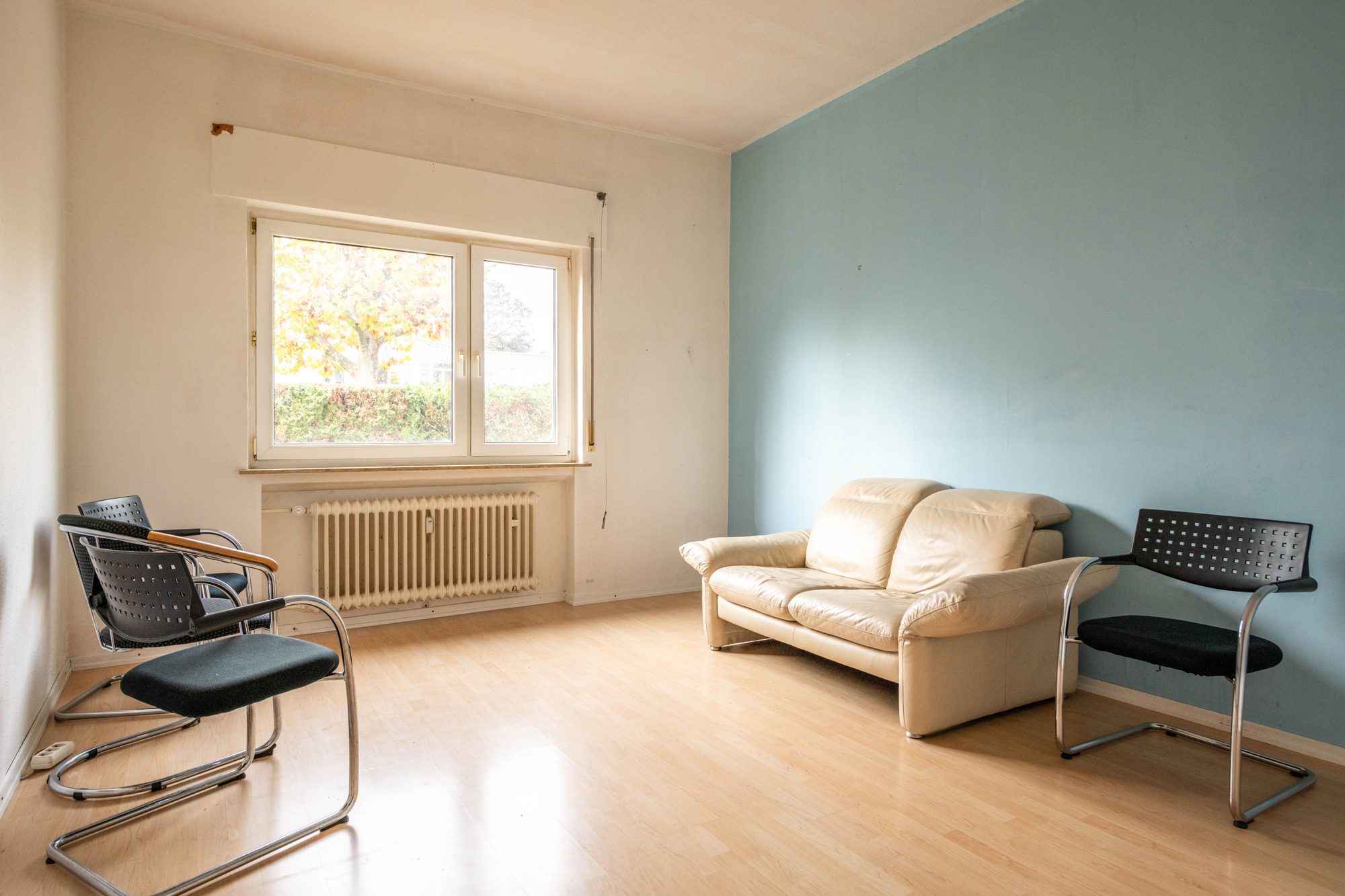 Immobilienangebot - Maintal / Dörnigheim - Alle - Maintal-Dörnigheim: Teil vermietetes 3-Parteienhaus mit attraktiver Ladenfläche in zentraler Lage
