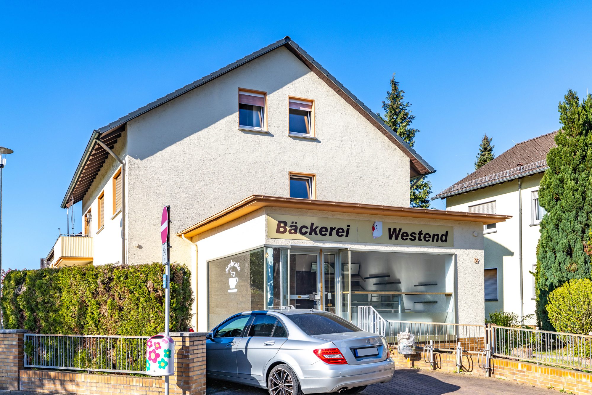 Immobilienangebot - Maintal / Dörnigheim - Alle - Maintal-Dörnigheim: Teil vermietetes 3-Parteienhaus mit attraktiver Ladenfläche in zentraler Lage