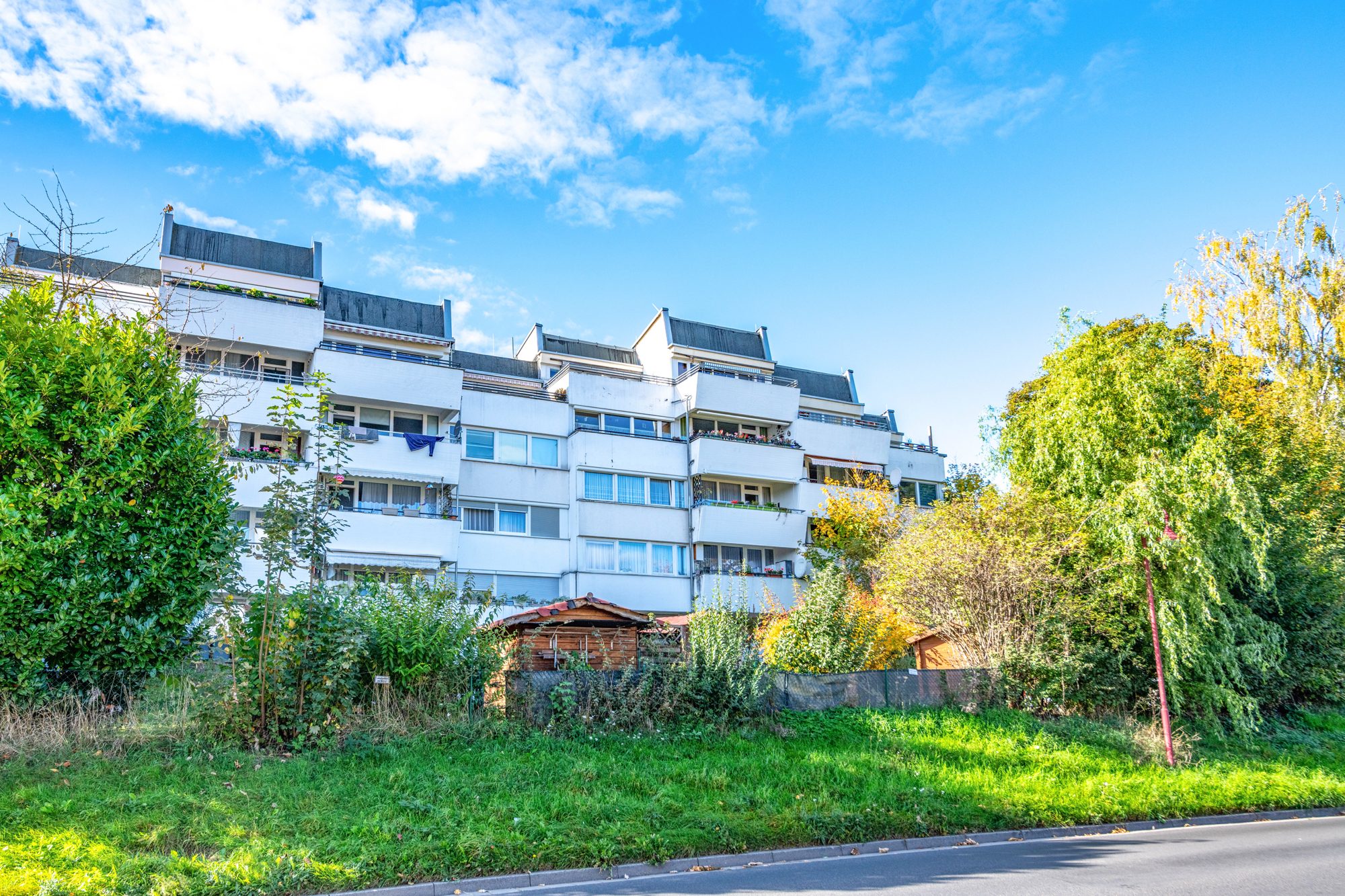 Immobilienangebot - Bruchköbel / Roßdorf - Alle - Bruchköbel-Roßdorf: Vermietete 3-Zimmer-Wohnung mit Balkon und Tiefgaragenstellplatz in ruhiger Lage