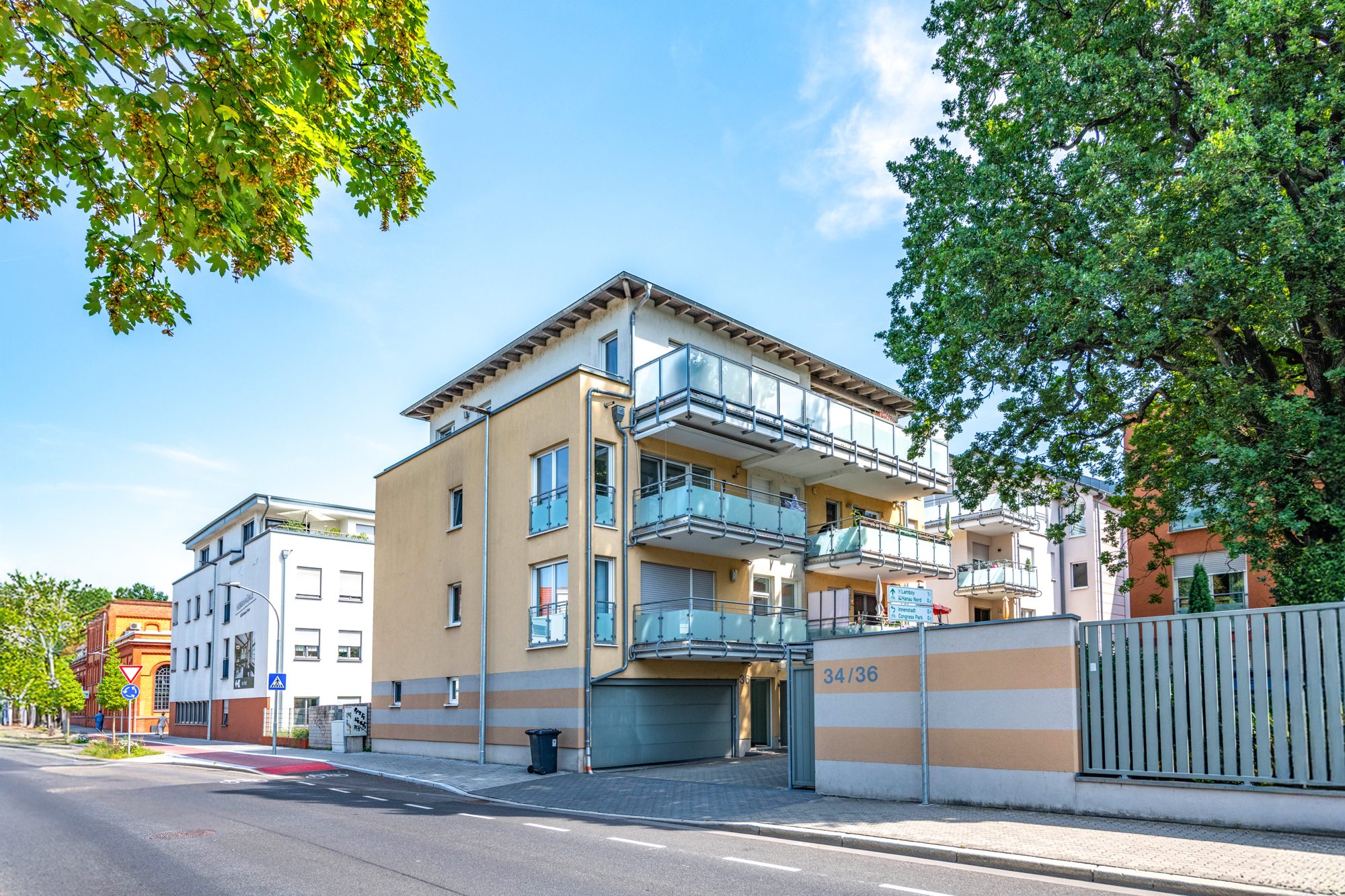 Immobilienangebot - Hanau - Alle - Hanau: Wunderschöne 2-Zimmer-Wohnung mit Süd-Balkon und Einbauküche in zentraler Wohnlage