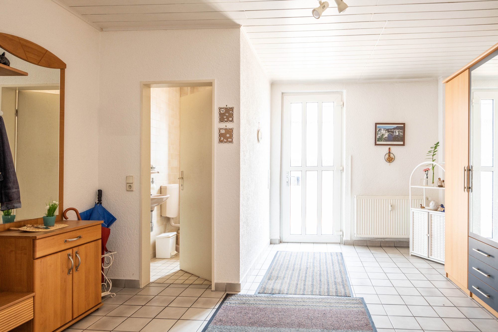 Immobilienangebot - Maintal / Bischofsheim - Alle - Maintal-Bischofsheim: Attraktives Wohn- / Gewerbeanwesen mit großer Freifläche im Gewerbegebiet