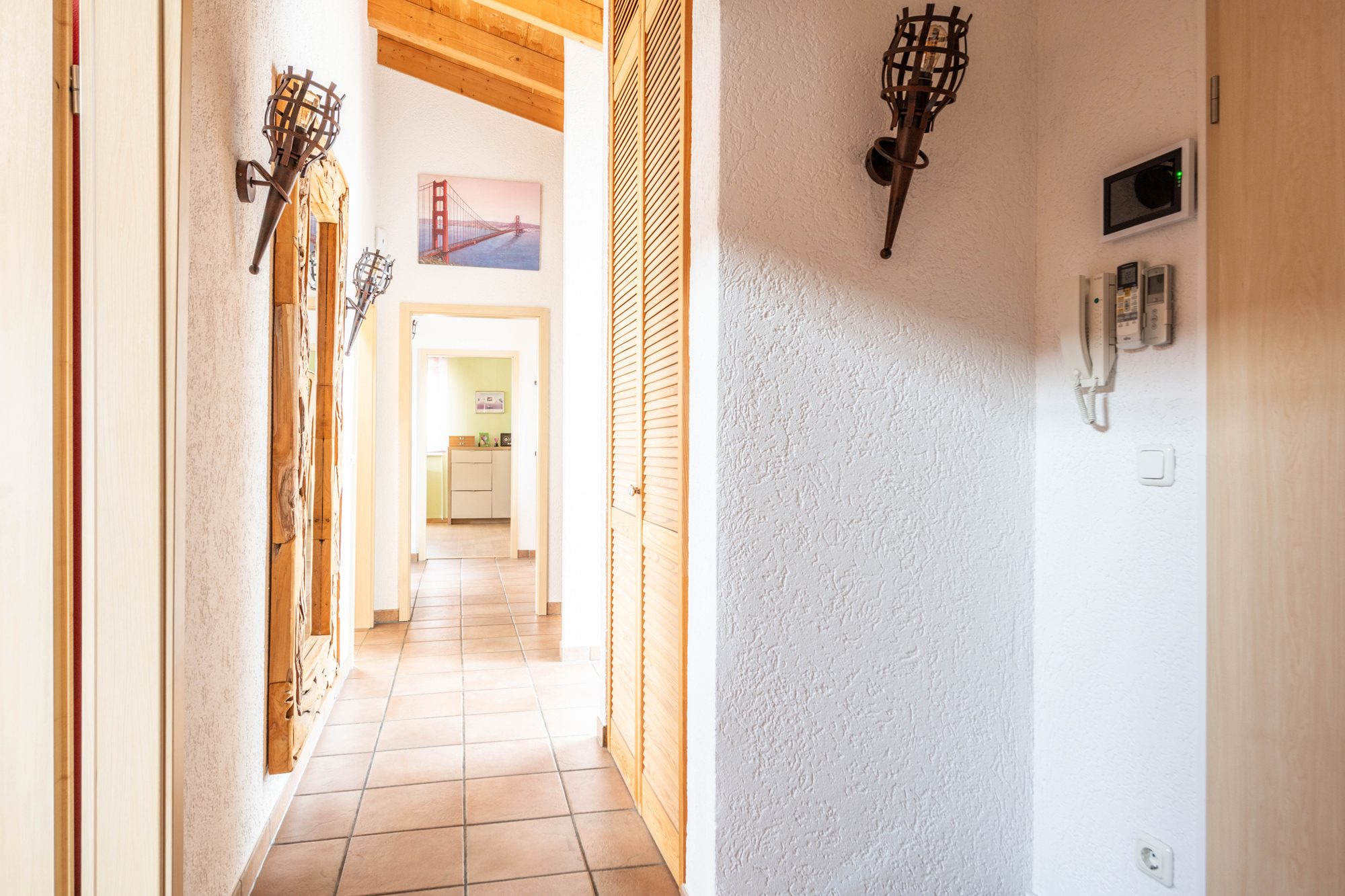 Immobilienangebot - Maintal / Bischofsheim - Alle - Maintal-Bischofsheim: Attraktives Wohn- / Gewerbeanwesen mit großer Freifläche im Gewerbegebiet