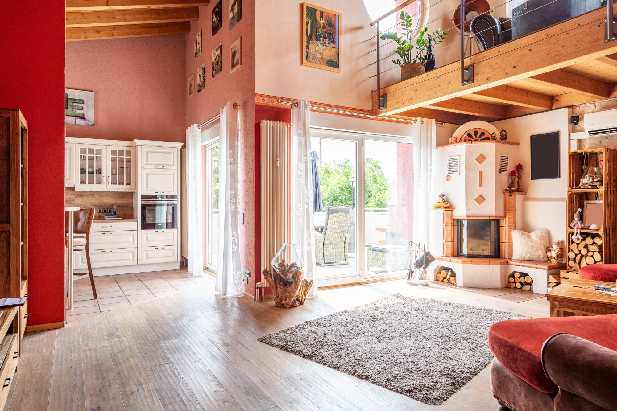 Immobilienangebot - Maintal / Bischofsheim - Alle - Maintal-Bischofsheim: Attraktives Wohn- / Gewerbeanwesen mit großer Freifläche im Gewerbegebiet