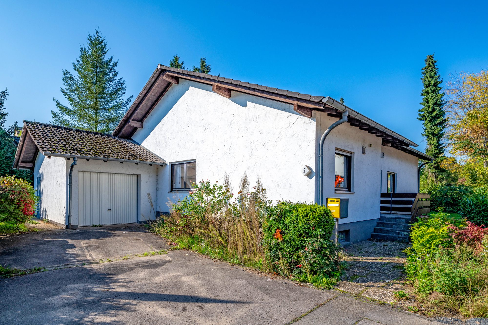 Immobilienangebot - Hanau / Kesselstadt - Alle - Hanau-Kesselstadt: Tolles Einfamilienhaus / Bungalow mit Garten & Erbpachtgrundstück in ruhiger Lage
