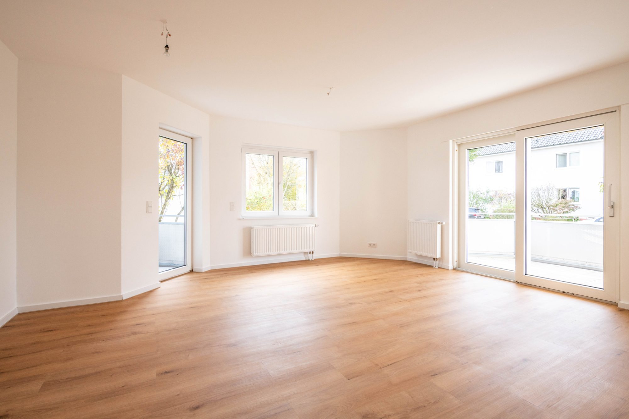 Immobilienangebot - Bruchköbel - Alle - Bruchköbel:  Wunderschöne, frisch sanierte 3-Zimmer-Wohnung mit zwei Balkonen und Hobbyraum