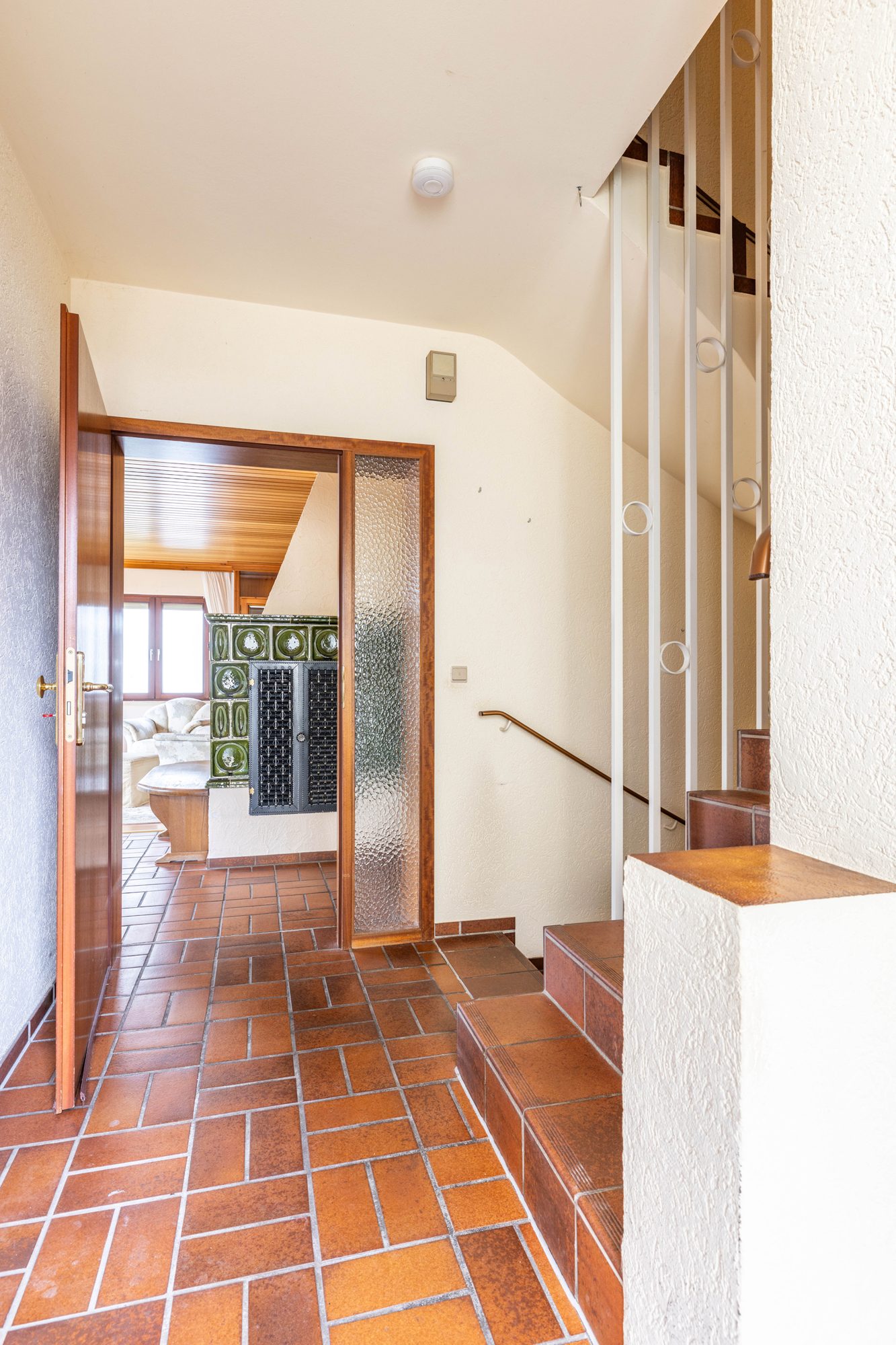 Immobilienangebot - Maintal - Alle - Maintal-Bischofsheim: Großzügiges Ein-/Zweifamilienhaus mit tollem Grundstück in beliebter Wohnlage