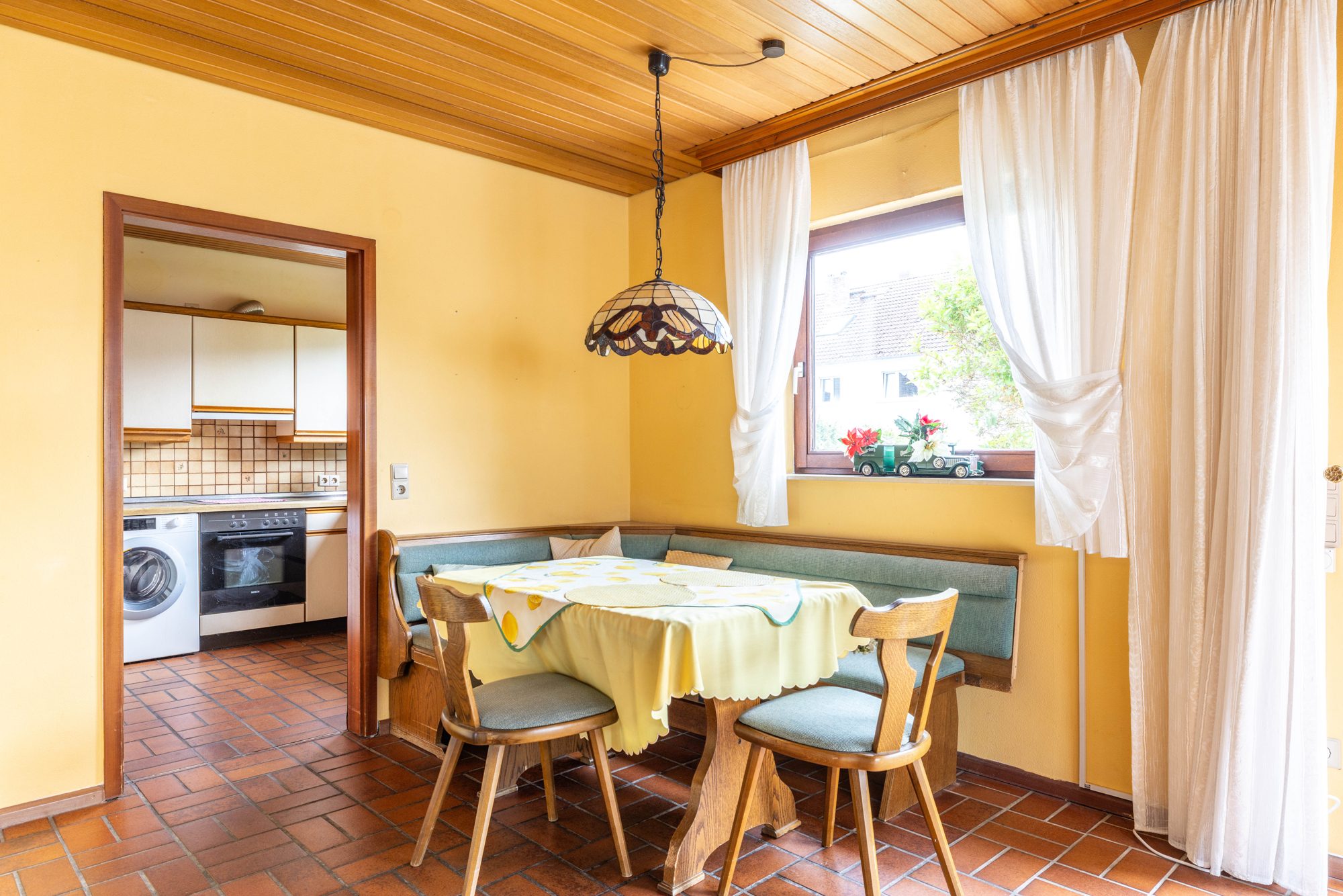 Immobilienangebot - Maintal - Alle - Maintal-Bischofsheim: Großzügiges Ein-/Zweifamilienhaus mit tollem Grundstück in beliebter Wohnlage