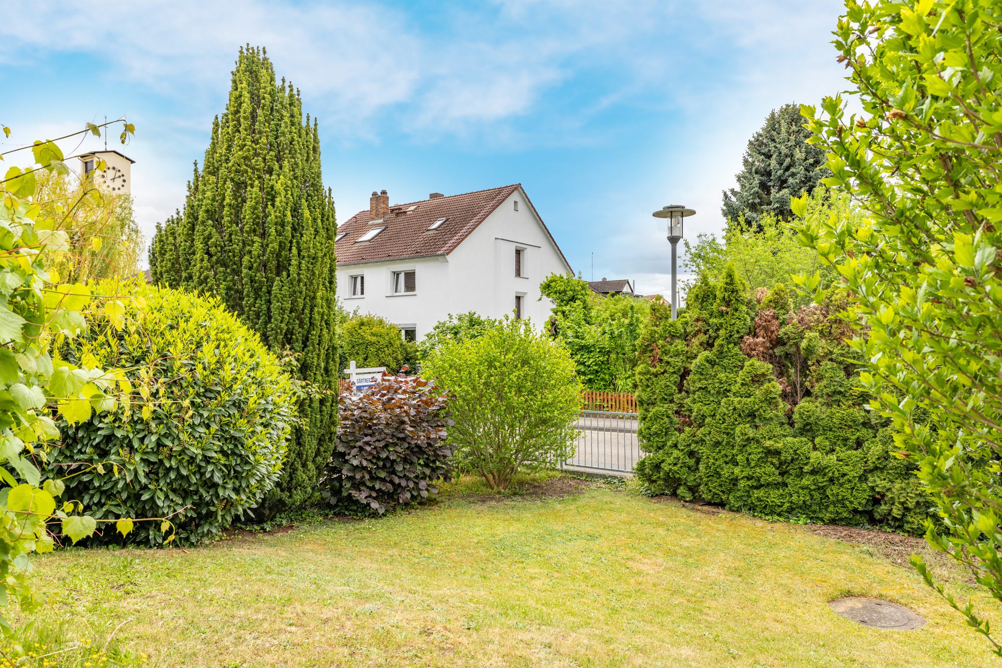 Immobilienangebot - Maintal - Alle - Maintal-Bischofsheim: Großzügiges Ein-/Zweifamilienhaus mit tollem Grundstück in beliebter Wohnlage