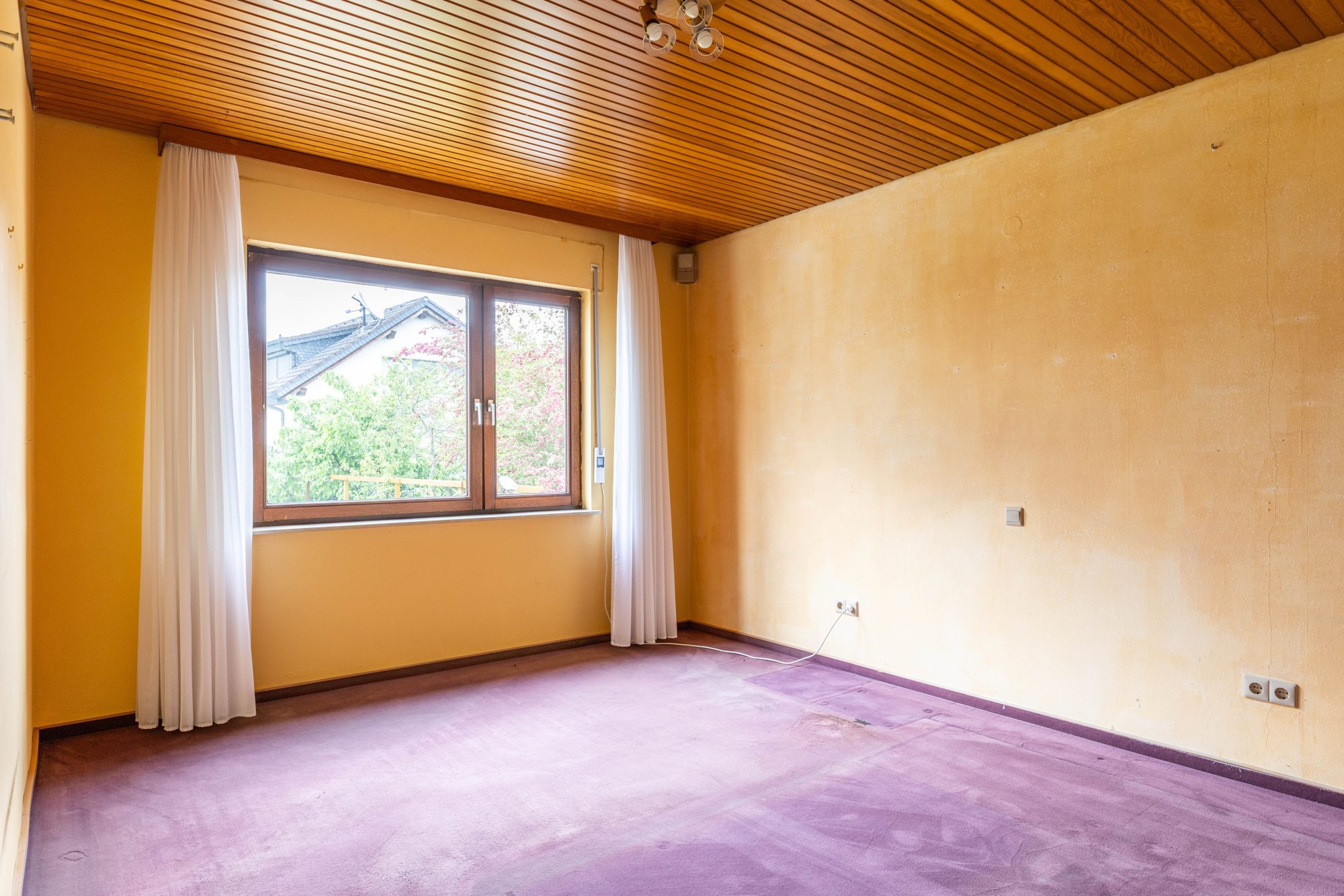 Immobilienangebot - Maintal - Alle - Maintal-Bischofsheim: Großzügiges Ein-/Zweifamilienhaus mit tollem Grundstück in beliebter Wohnlage